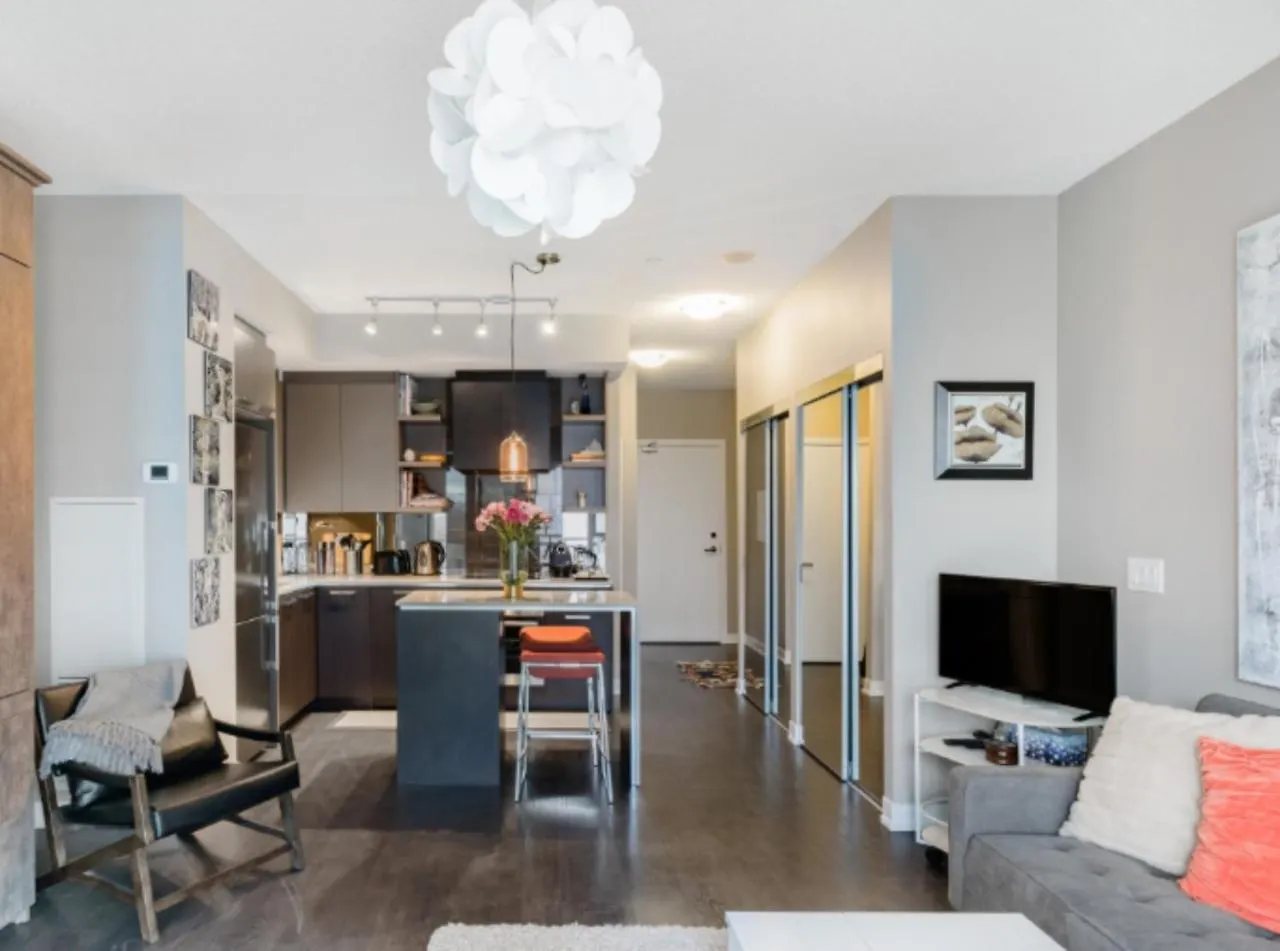Toronto Sophisticated Studio Canada